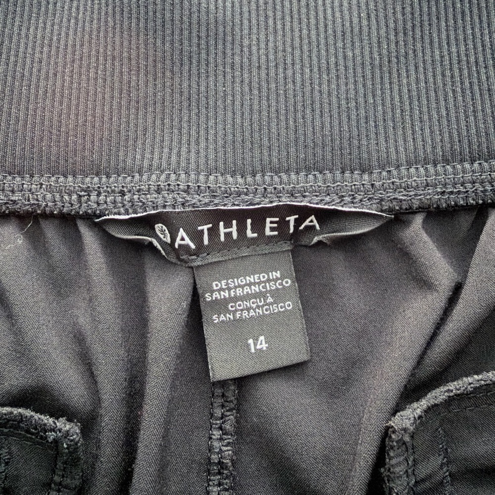 Athleta Brooklyn Mid Rise Pants Black elastic waist lightweight Size 14 - Picture 4 of 7
